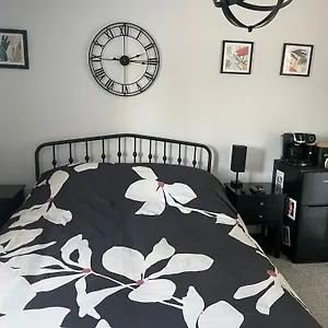Cosy From With Private Bathroom - Free Parking Cardiff